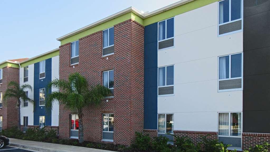 Comfort Inn & Suites Brunswick Bagian luar foto