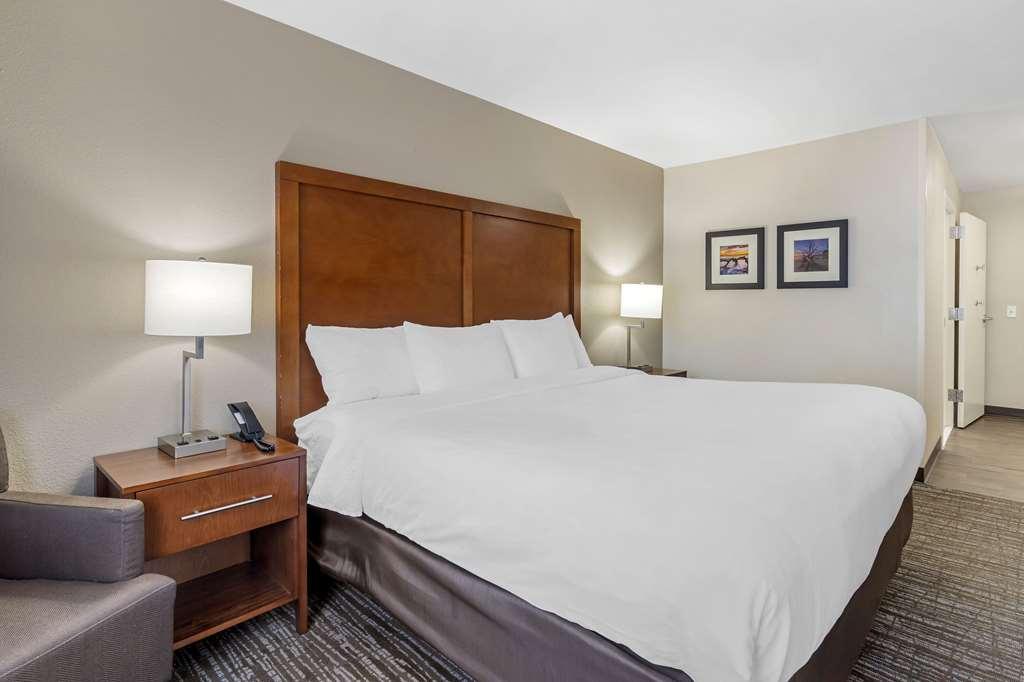 Comfort Inn & Suites Brunswick Ruang foto
