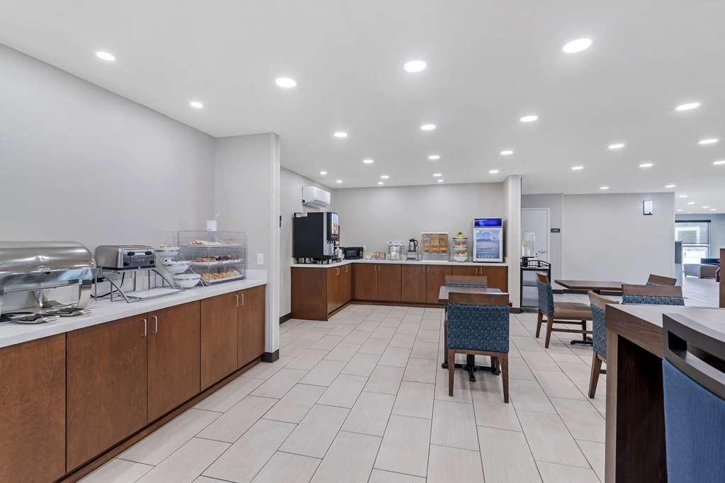 Comfort Inn & Suites Brunswick Restoran foto