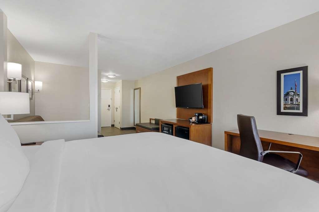 Comfort Inn & Suites Brunswick Ruang foto